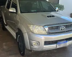 TOYOTA HILUX 3.0 SR 4X2 CD 16V TURBO INTERCOOLER DIESEL 4P MANUAL TOYOTA HILUX 3.0 SR 4X2 CD 16V TURBO INTERCOOLER DIESEL 4P MANUAL