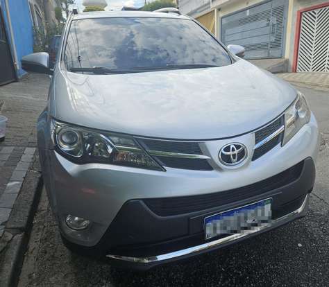 TOYOTA-RAV4-2015