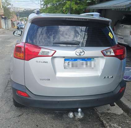 TOYOTA-RAV4-2015