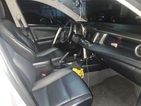 TOYOTA-RAV4-2.0 TOP 4X2 16V GASOLINA 4P AUTOMÁTICO TOYOTA-RAV4-2015