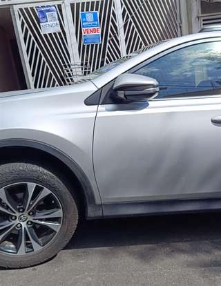 TOYOTA-RAV4-2014