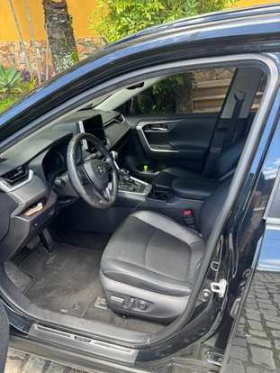 TOYOTA-RAV4-2019
