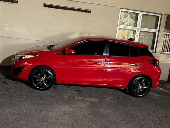 TOYOTA-YARIS-1.5 16V FLEX XLS MULTIDRIVE TOYOTA-YARIS-2018