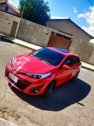 TOYOTA-YARIS-2018