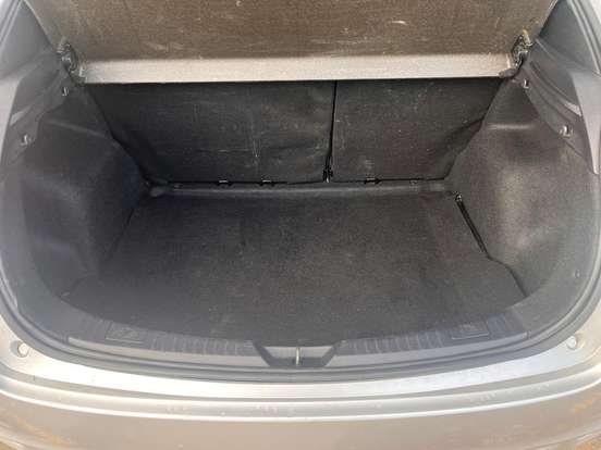 TOYOTA-YARIS-2018