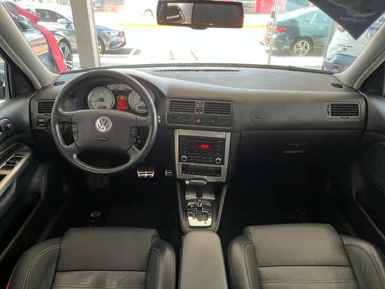 VOLKSWAGEN-GOLF-2.0 MI SPORTLINE 8V FLEX 4P TIPTRONIC VOLKSWAGEN-GOLF-2013