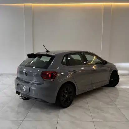 VOLKSWAGEN-POLO-2019