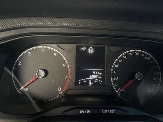 VOLKSWAGEN-POLO-2024
