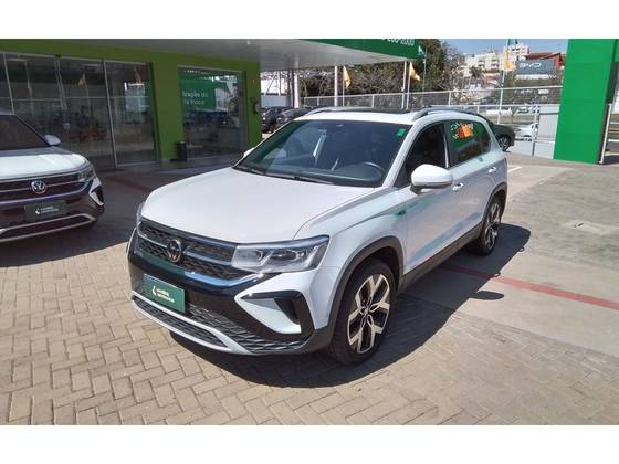 VOLKSWAGEN TAOS 1.4 250 TSI TOTAL FLEX HIGHLINE AUTOMÁTICO