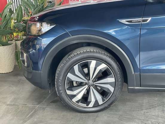 VOLKSWAGEN-T-CROSS-1.4 250 TSI TOTAL FLEX HIGHLINE AUTOMÁTICO VOLKSWAGEN-T-CROSS-2022