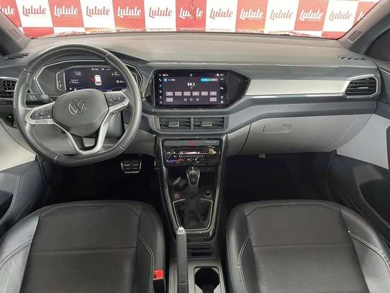 VOLKSWAGEN-T-CROSS-2022