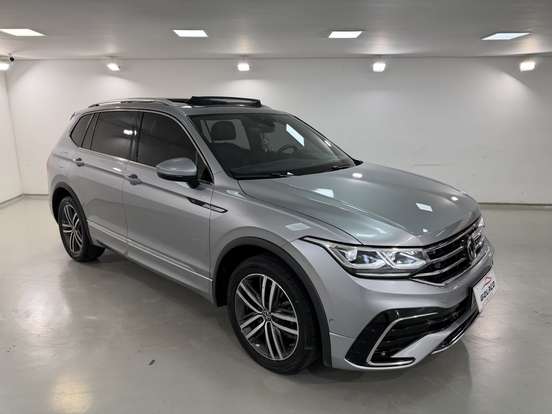 VOLKSWAGEN-TIGUAN-2.0 300 TSI GASOLINA ALLSPACE R-LINE AUTOMÁTICO VOLKSWAGEN-TIGUAN-2023