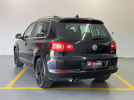 VOLKSWAGEN-TIGUAN-2.0 TSI 16V TURBO GASOLINA 4P TIPTRONIC VOLKSWAGEN-TIGUAN-2009