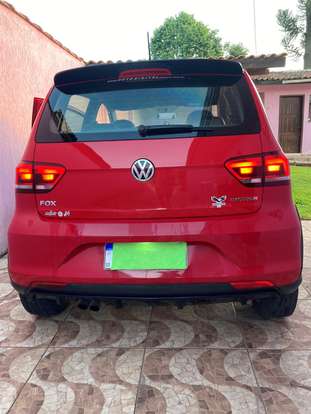 VOLKSWAGEN-FOX-2016