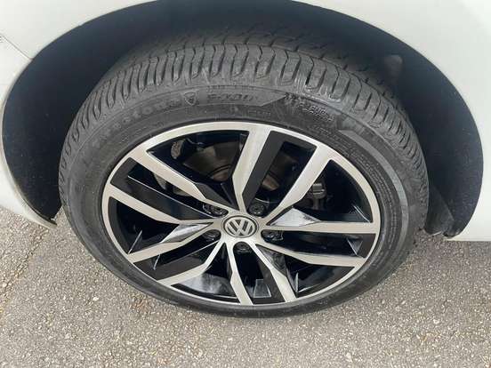 VOLKSWAGEN-GOLF-1.4 TSI HIGHLINE 16V GASOLINA 4P AUTOMÁTICO VOLKSWAGEN-GOLF-2014