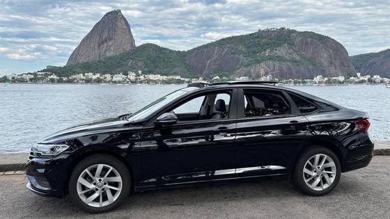 VOLKSWAGEN JETTA 1.4 250 TSI TOTAL FLEX COMFORTLINE TIPTRONIC