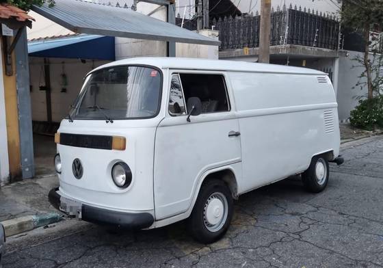 Volkswagen Kombi 1.6 Furgão 8V Gasolina 3P Manual