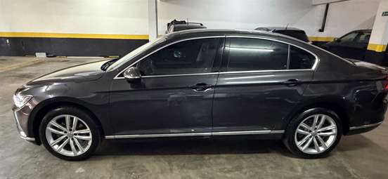 VOLKSWAGEN-PASSAT-2.0 16V TSI BLUEMOTION GASOLINA HIGHLINE 4P DSG VOLKSWAGEN-PASSAT-2018