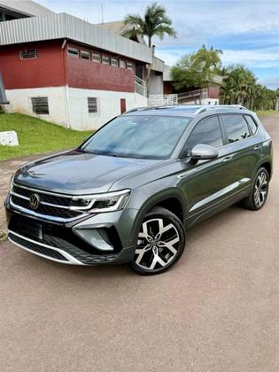 VOLKSWAGEN TAOS 1.4 250 TSI TOTAL FLEX HIGHLINE AUTOMÁTICO