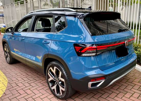 VOLKSWAGEN-TAOS-2026