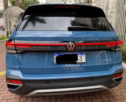 VOLKSWAGEN-TAOS-2026