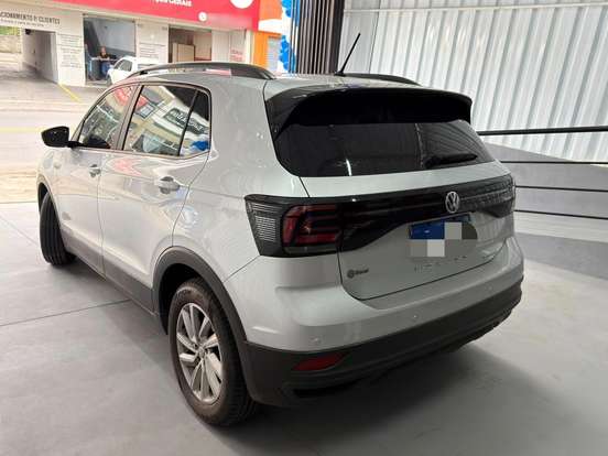 VOLKSWAGEN-T-CROSS-2020