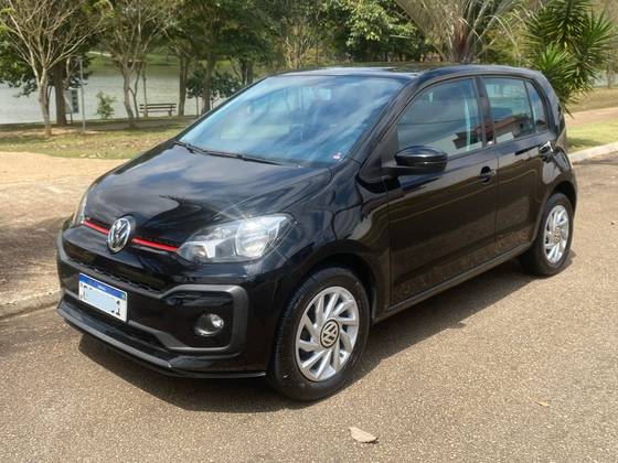 VOLKSWAGEN UP 1.0 170 TSI TOTAL FLEX CONNECT 4P MANUAL