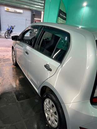 VOLKSWAGEN-UP-2019