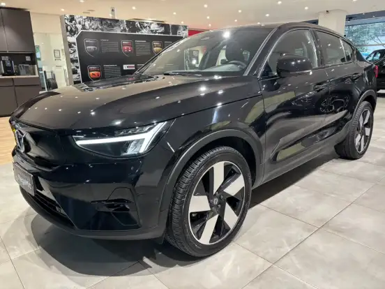 VOLVO-C40-2022