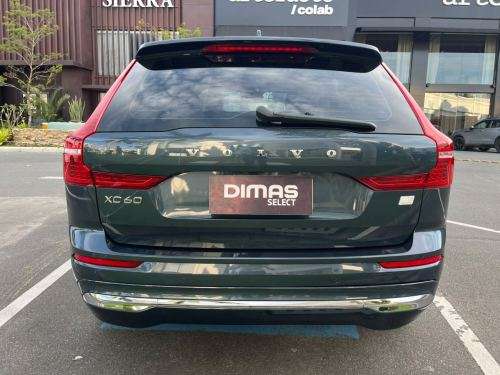 VOLVO-XC60-2024