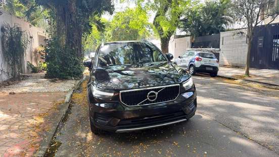 VOLVO-XC40-2.0 T5 GASOLINA MOMENTUM AWD GEARTRONIC VOLVO-XC40-2018