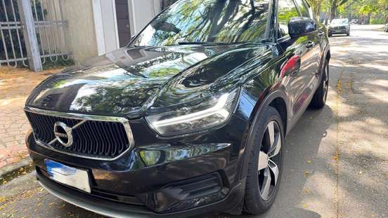VOLVO-XC40-2.0 T5 GASOLINA MOMENTUM AWD GEARTRONIC VOLVO-XC40-2018