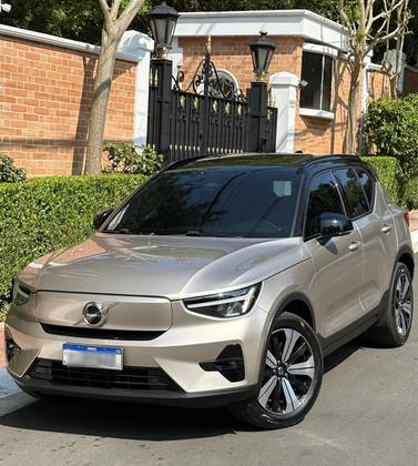 VOLVO XC40 P6 RECHARGE ELECTRIC PLUS