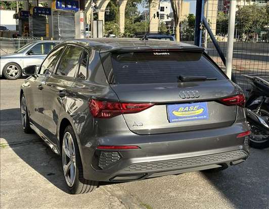 AUDI-A3-2021