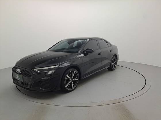 Audi A3 2.0 40 Tfsi Mhev Sedan Performance Black S-Tronic