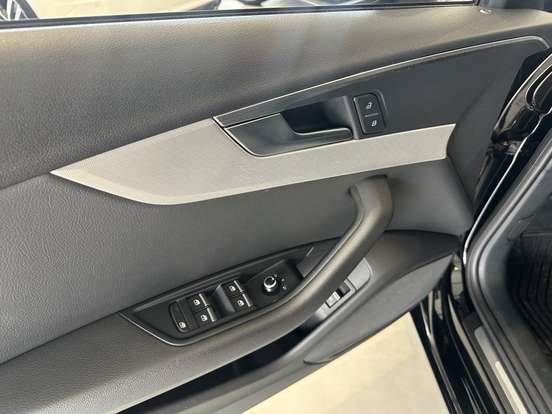 AUDI-A4-2.0 TFSI AMBIENTE GASOLINA 4P S TRONIC AUDI-A4-2017