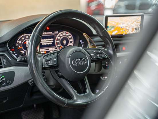 AUDI-A4-2017