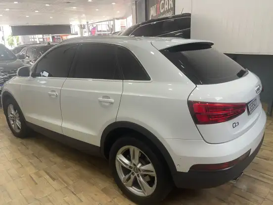 AUDI-Q3-2018