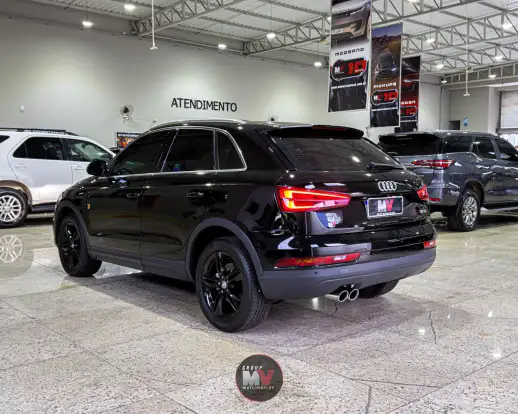 AUDI-Q3-2015