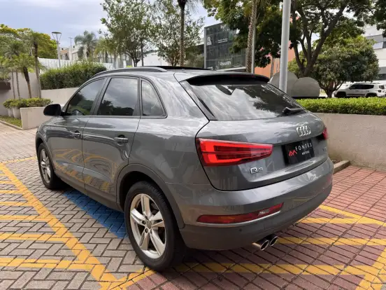 AUDI-Q3-2015