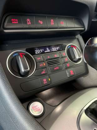AUDI-Q3-2018