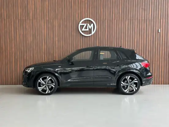 AUDI-Q3-2024