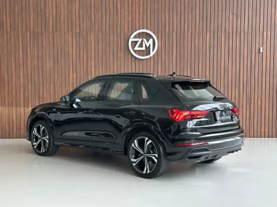AUDI-Q3-2024