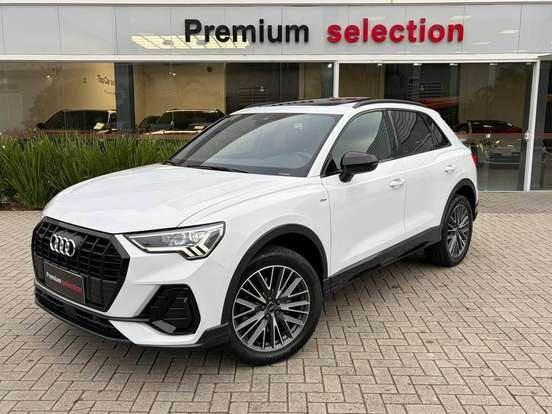AUDI-Q3-2023