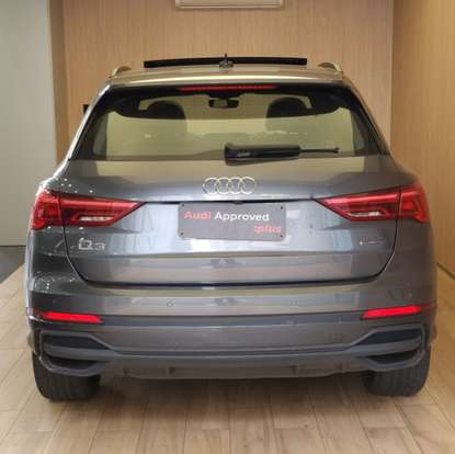 AUDI-Q3-2023