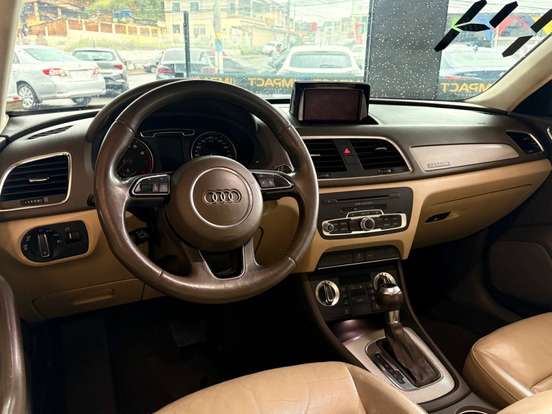 AUDI-Q3-2014