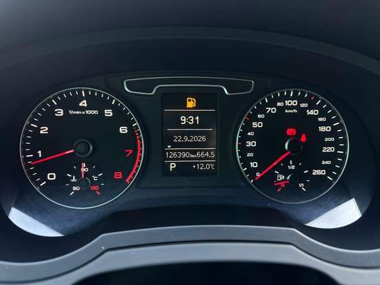 AUDI-Q3-2.0 TFSI ATTRACTION QUATTRO 4P GASOLINA S TRONIC AUDI-Q3-2012