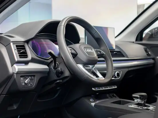 AUDI-Q5-2024