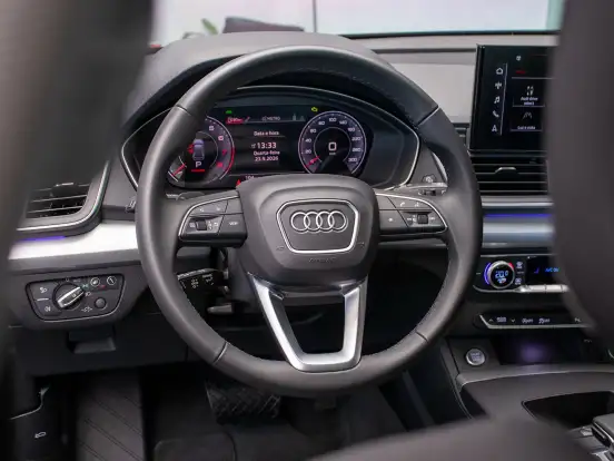 AUDI-Q5-2024