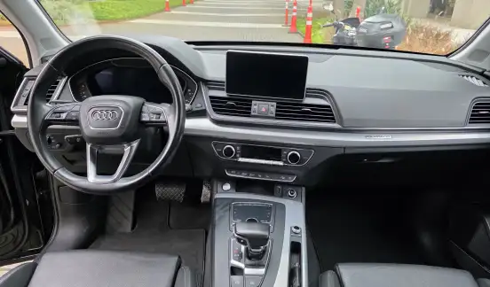 AUDI-Q5-2018